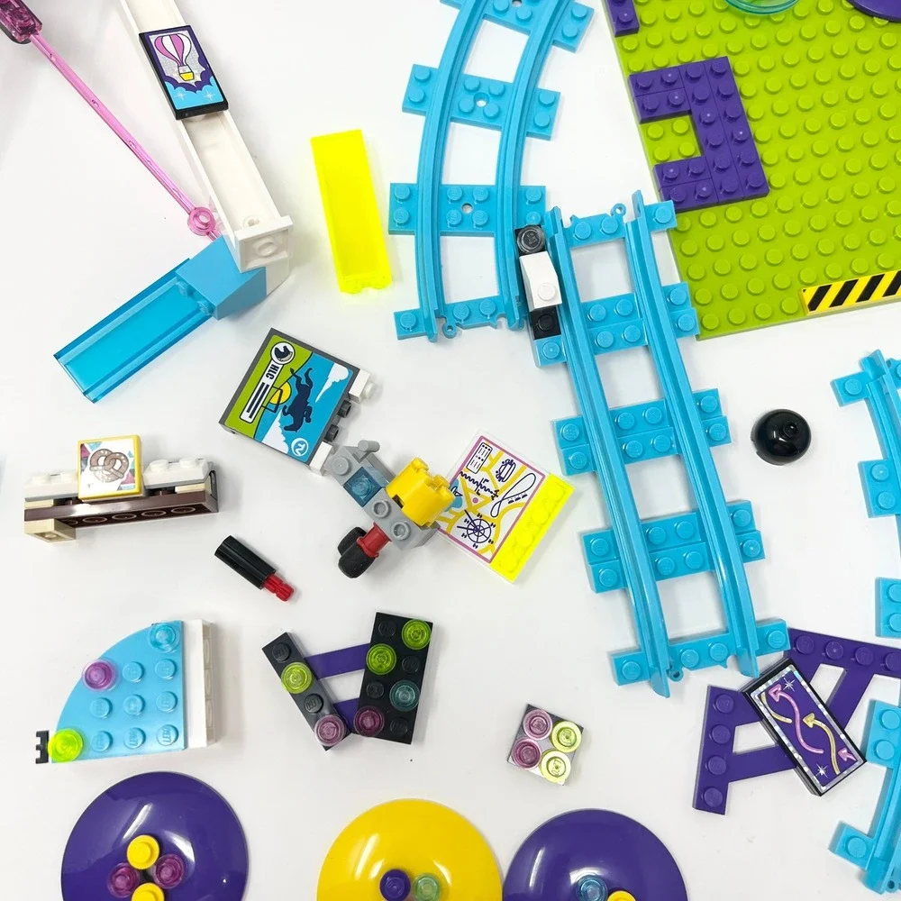 LEGO FRIENDS AMUSEMENT PARK ROLLER COASTER SET FERRIS WHEEL REPLACEMENT PIECES - Picture 8 of 11